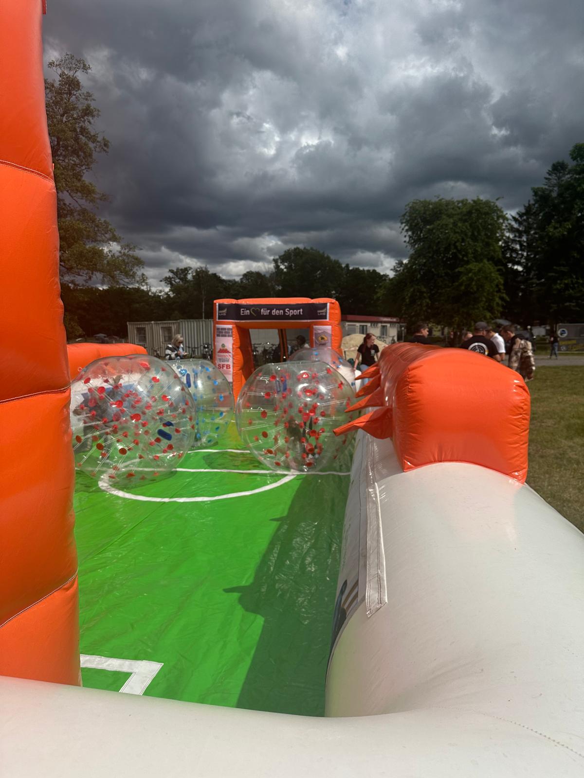 Menschenkicker-Spielfeld der LKG
